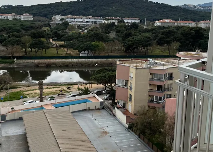 Nuria Платжа-д'Ару